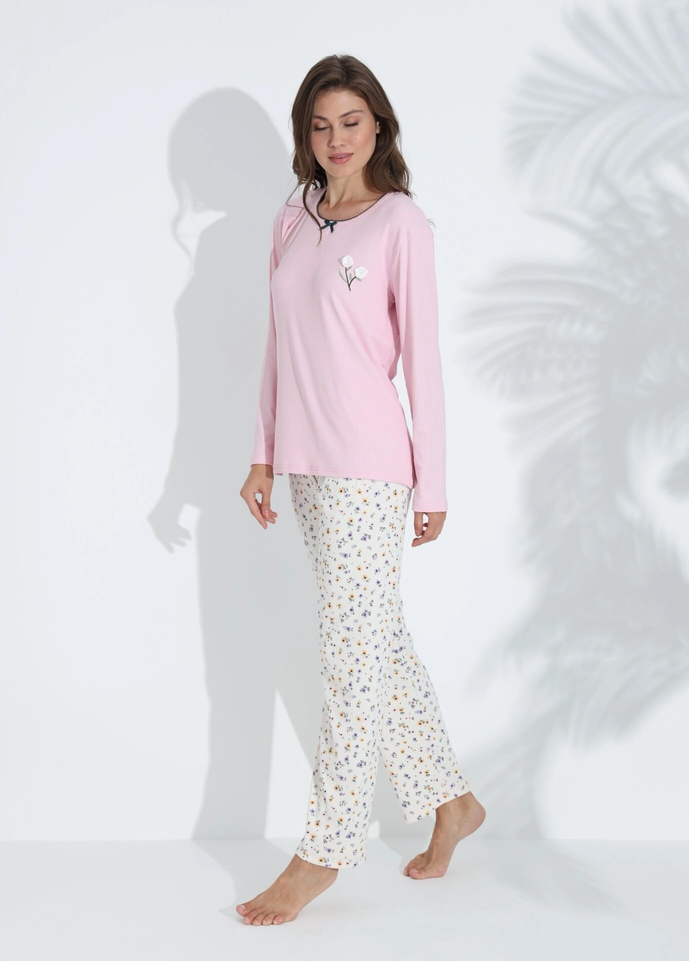 Uzun Kol Yumuşak Likralı Raporlu İnterlok Kumaş Kadın Pijama Takımı  6027