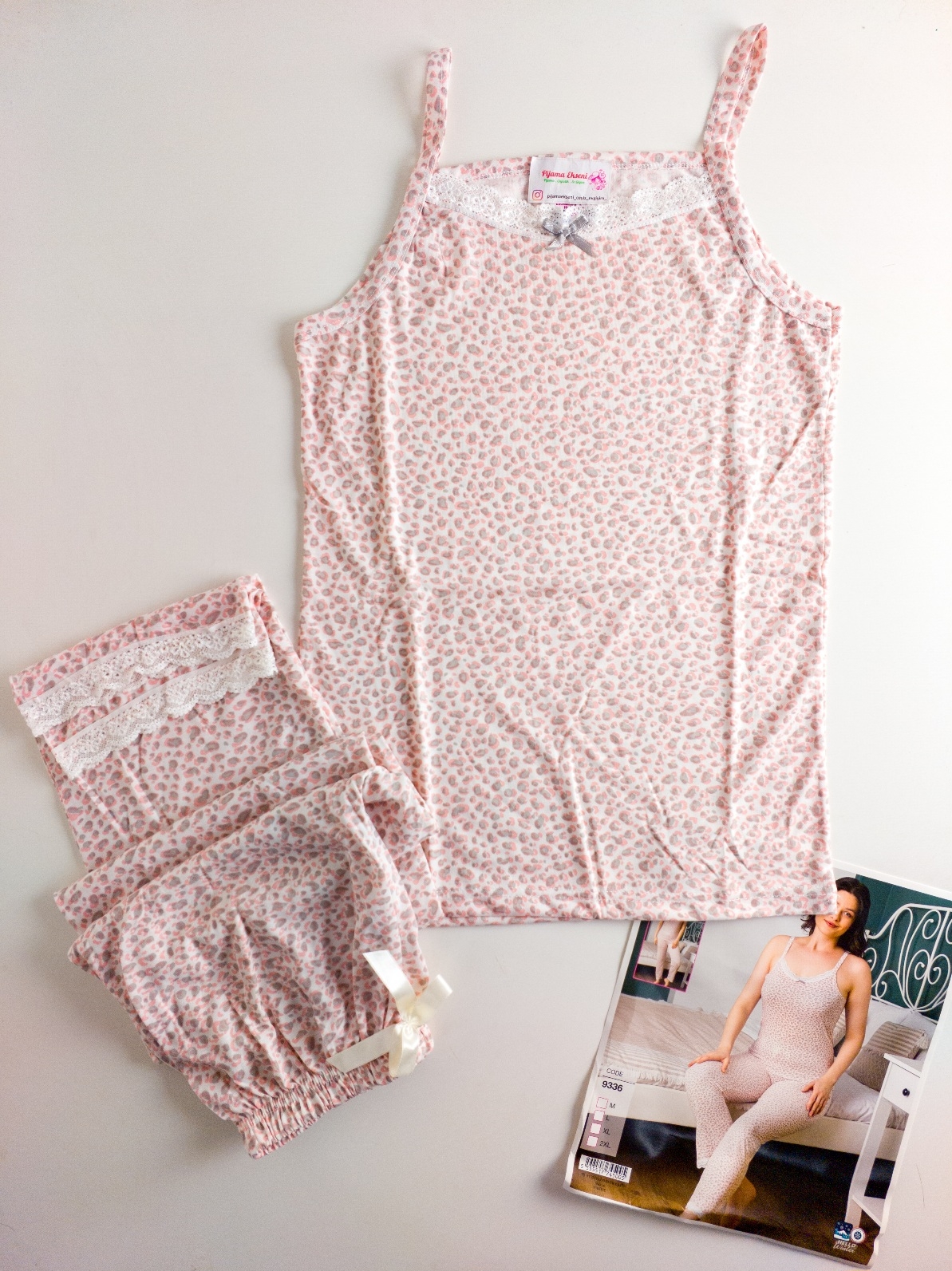 Pamuk Hafif Likralı Askılı Altı Uzun  Dantel Detay Kadın Pijama Takımı Takımı - 9336