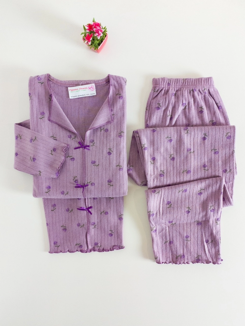 Kışlık Raporlu İnterlok Çiçek Desenli Kadın Pijama Takımı - 2678