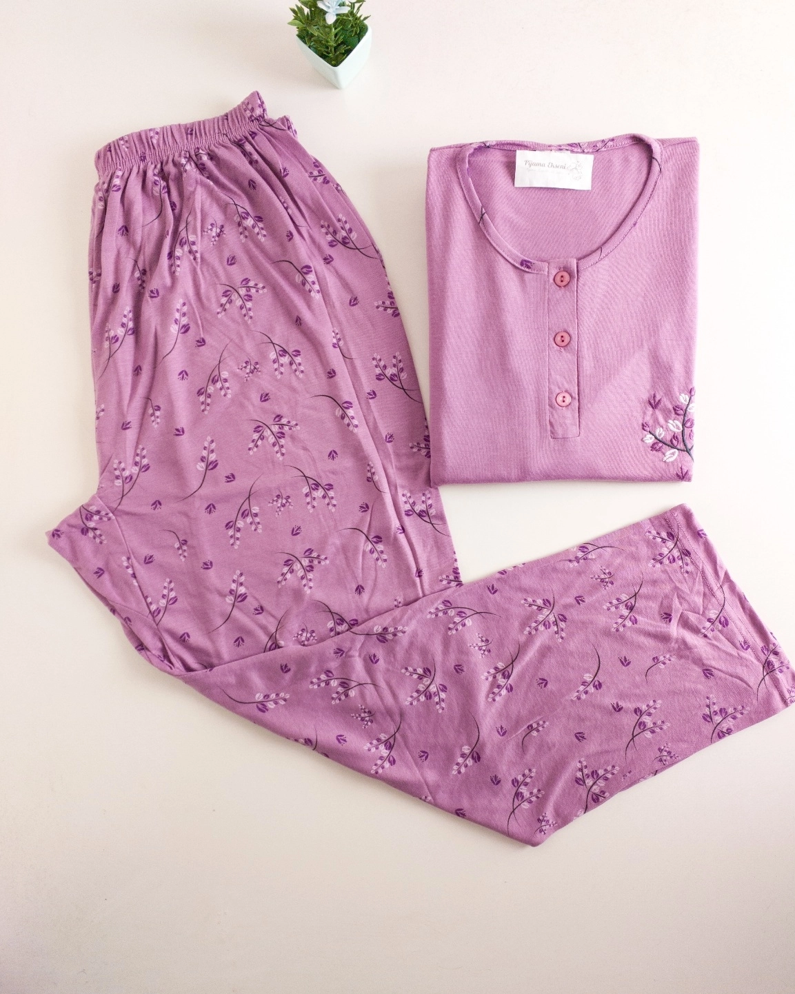 Büyük Beden Düğmeli KISA Kollu Çiçek Desen Kadın Pijama 50181