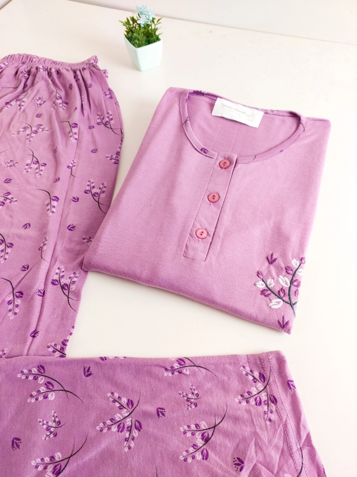 Büyük Beden Düğmeli KISA Kollu Çiçek Desen Kadın Pijama 50181