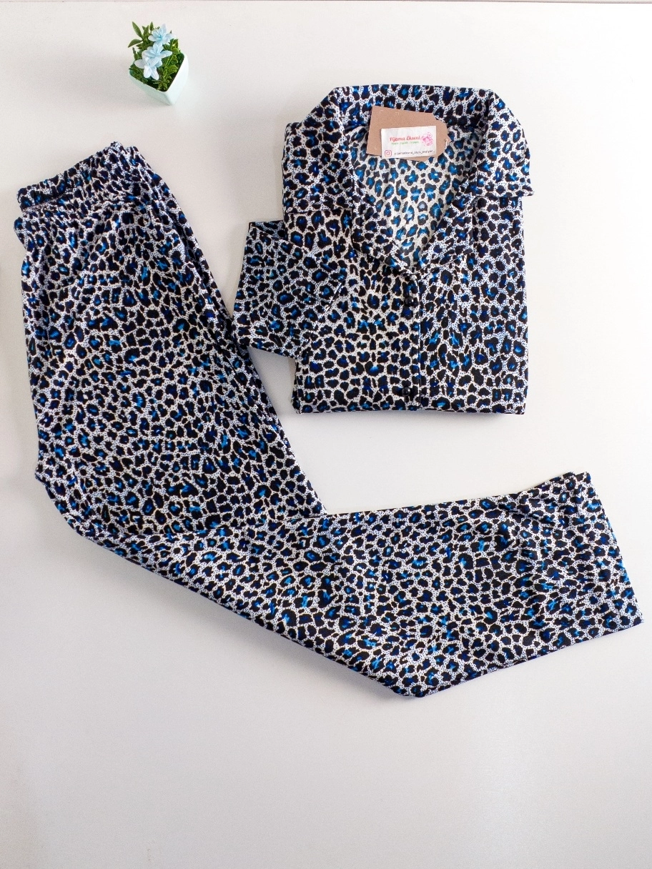 Ekstra Soft Süet Boydan Düğmeli Bayan Pijama Takımı - 2262