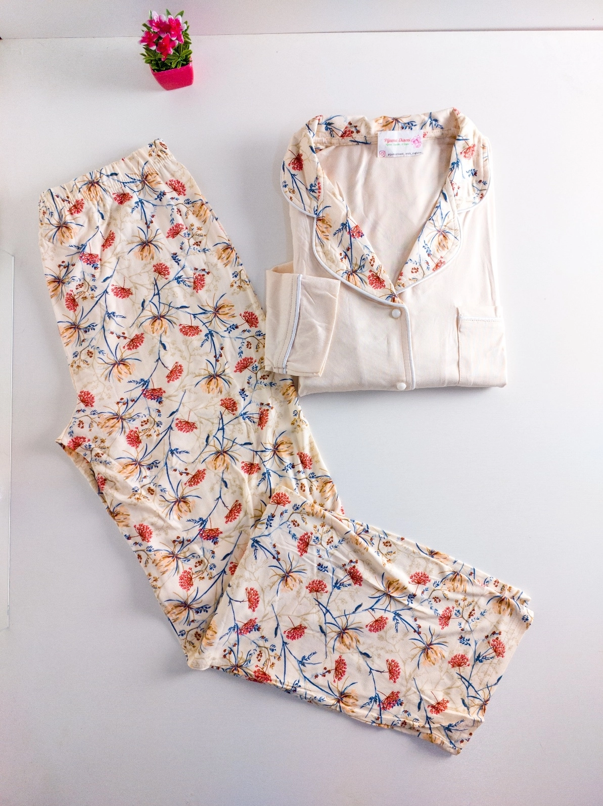 FULL LİKRALI YUMUŞAK DOKU Uzun Kollu Bayan Pijama Takımı - 509041