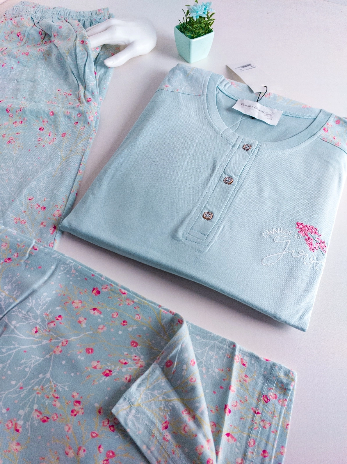 Büyük Beden Düğmeli CEPLİ KISA Kollu Çiçek Desen Kadın Pijama  2478