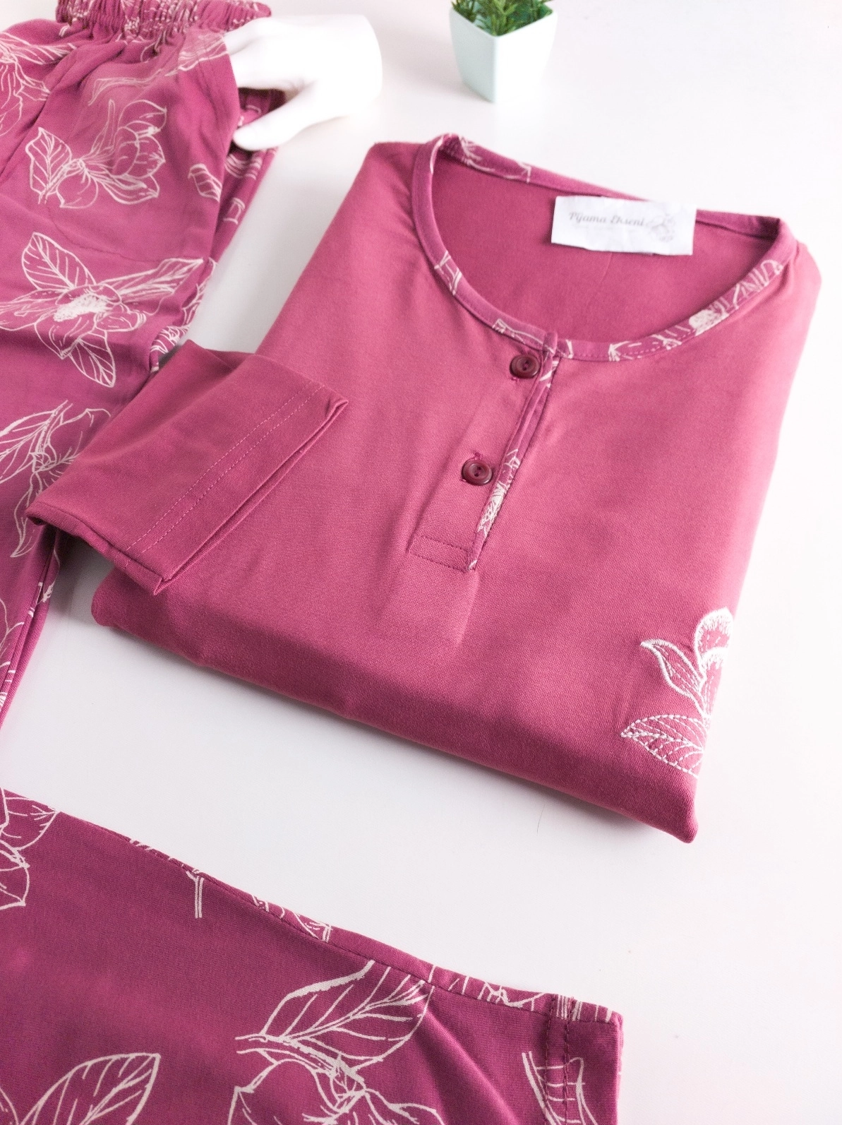 %100 Pamuk A Kalite Uzun Kollu Bayan Pijama Takımı - 101031