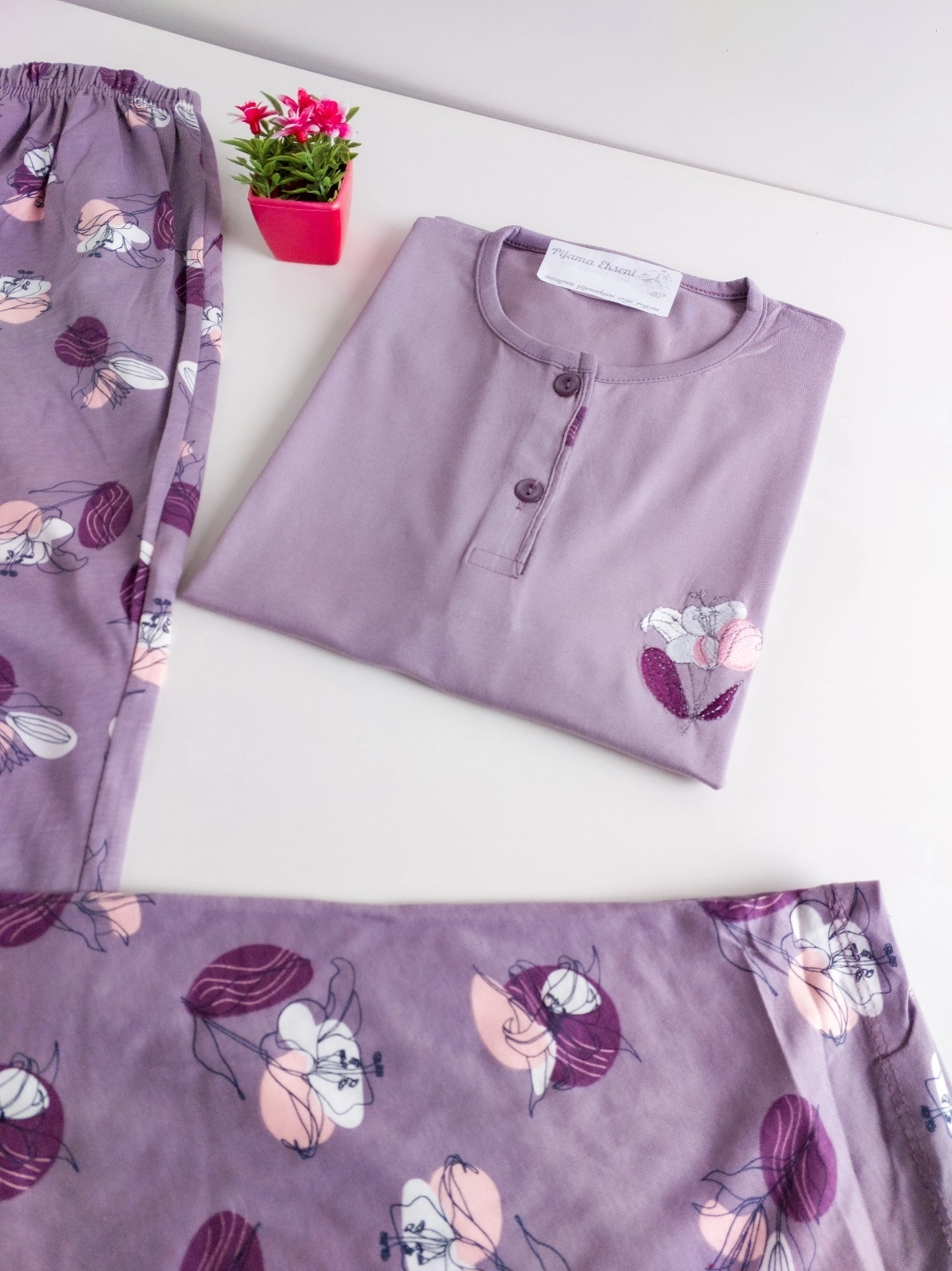 %100 Pamuk Likralı Kısa Kollu Bayan Pijama Takımı - 15569