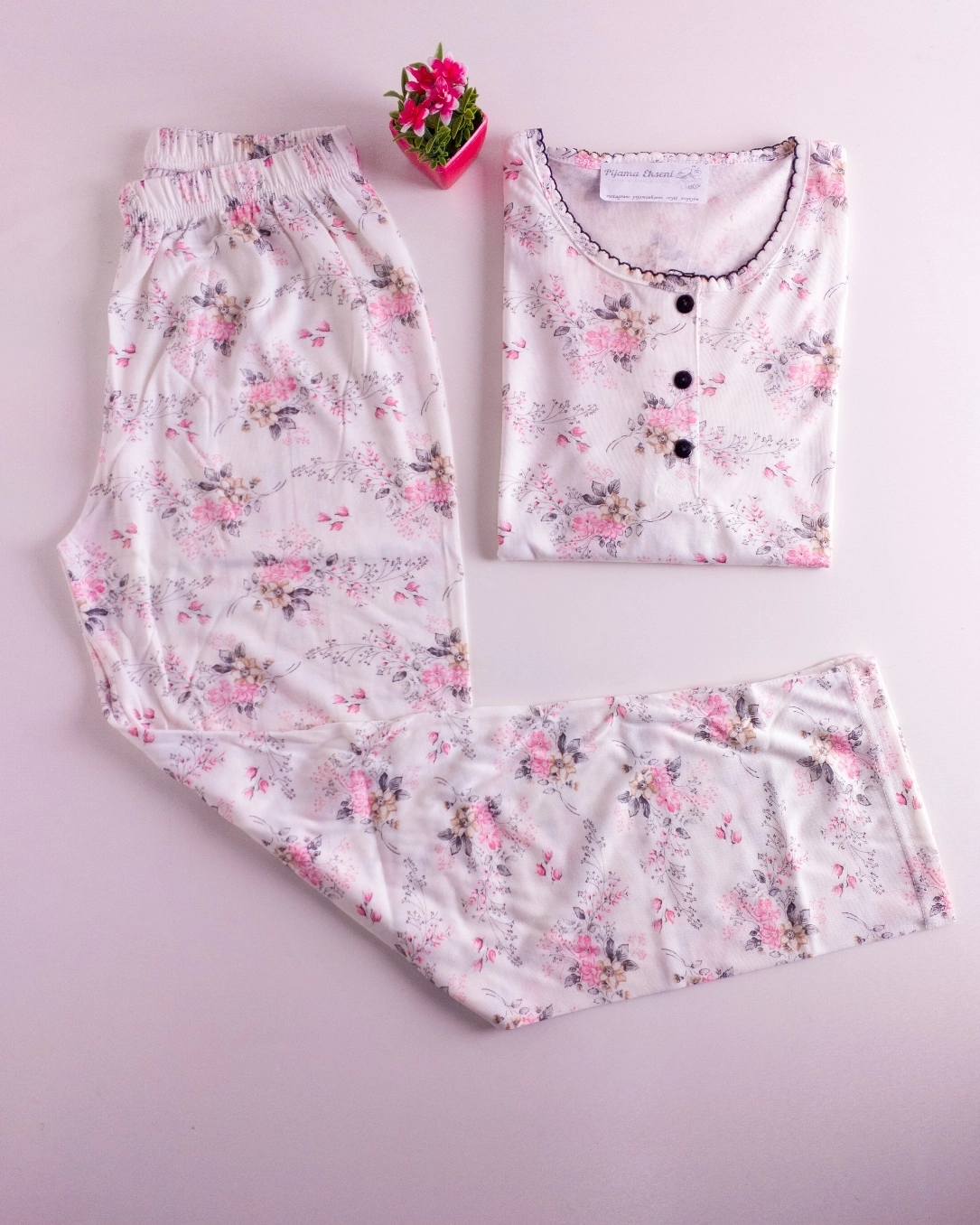 LİKRALI EKSTRA YUMUŞAK DOKU Çiçek Desen Kısa Kollu Bayan Pijama Takımı - 7340 Pembe