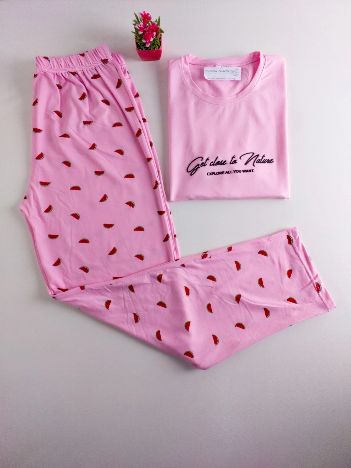 Yumuşak Full Likralı Kısa Kol Kadın Pijama Takımı  028MN