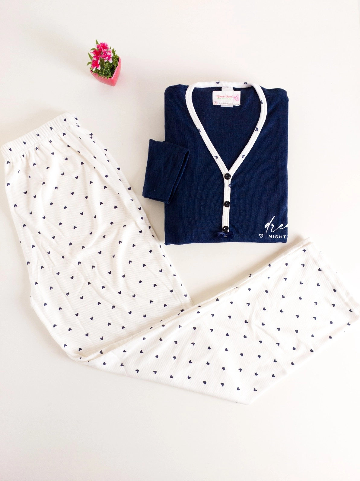 LİKRALI KIŞLIK YUMUŞAK DOKULU KALP DESEN Kadın Pijama Takımı - 149