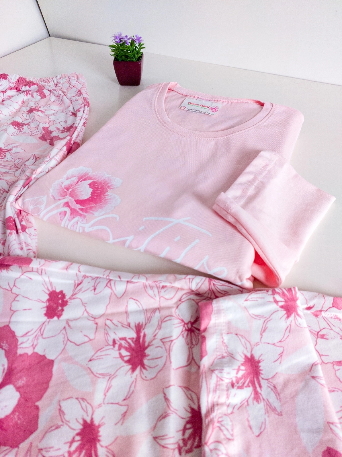 1. KALİTE FULL LİKRALI PAMUK Büyük Uzun Kollu Çiçek Desen Kadın Pijama  403