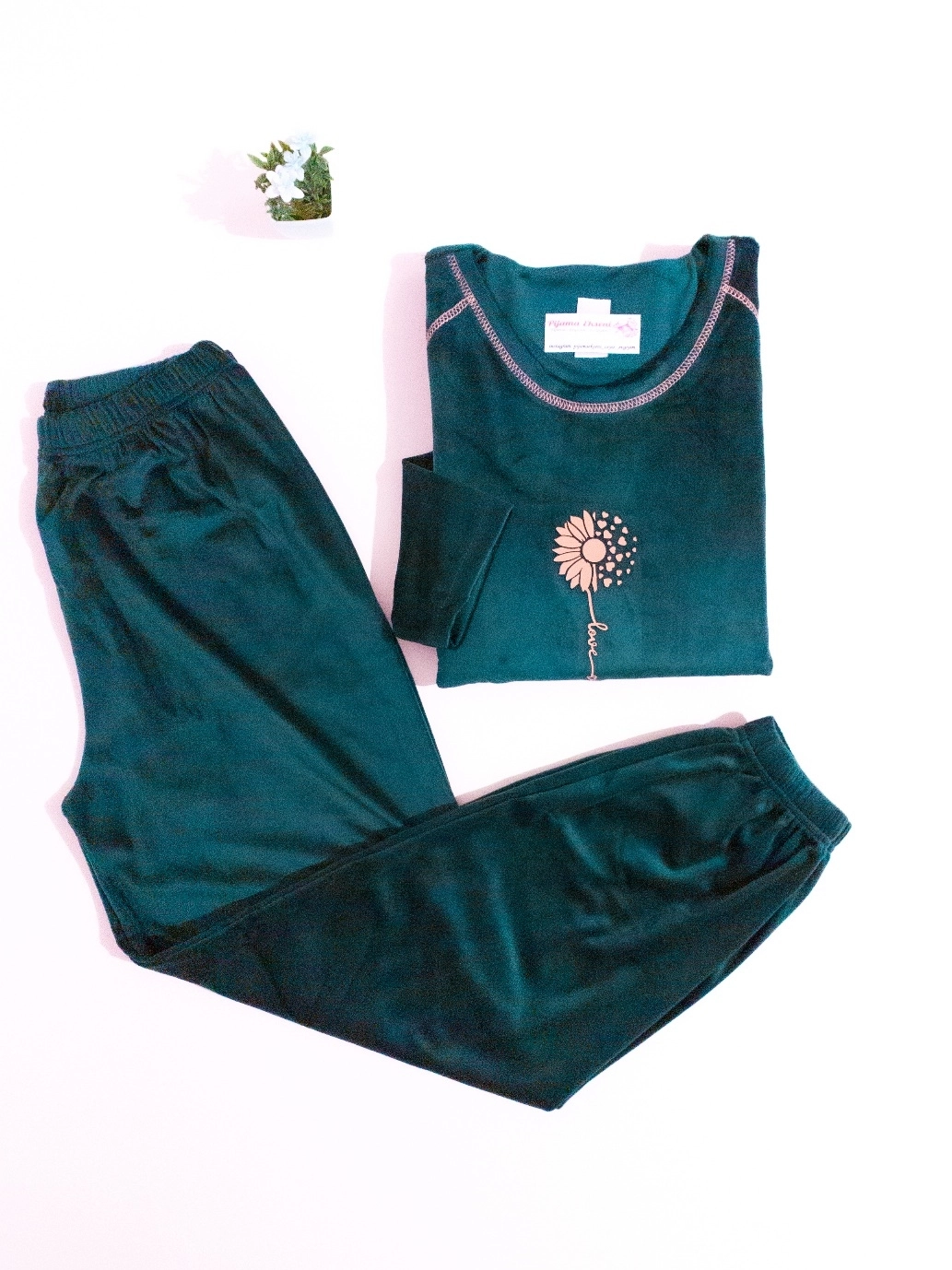 İPEKSİ KADİFE FULL LİKRALI Kışlık Kadın Pijama Takım - 602