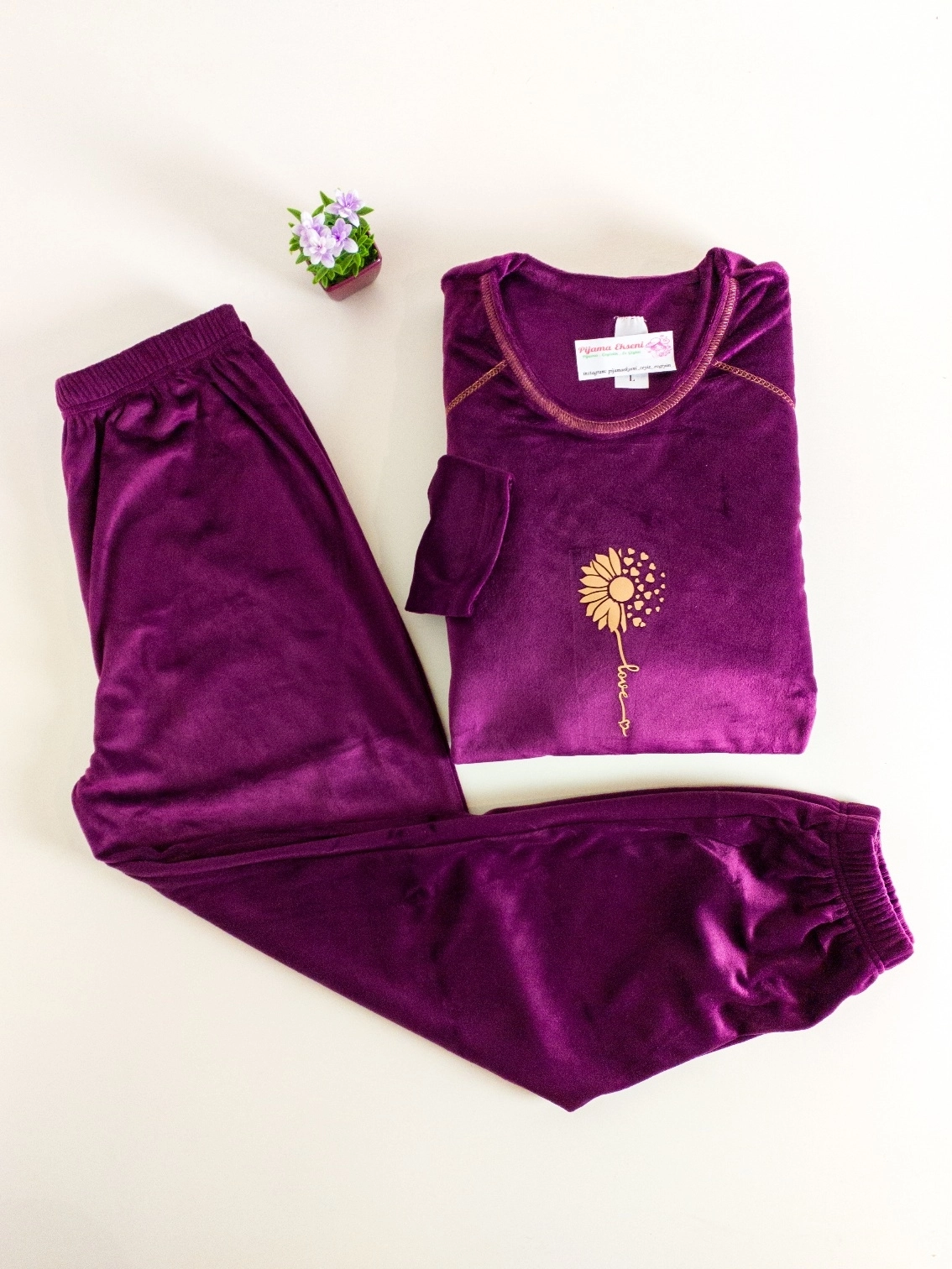 İPEKSİ KADİFE FULL LİKRALI Kışlık Kadın Pijama Takım - 603