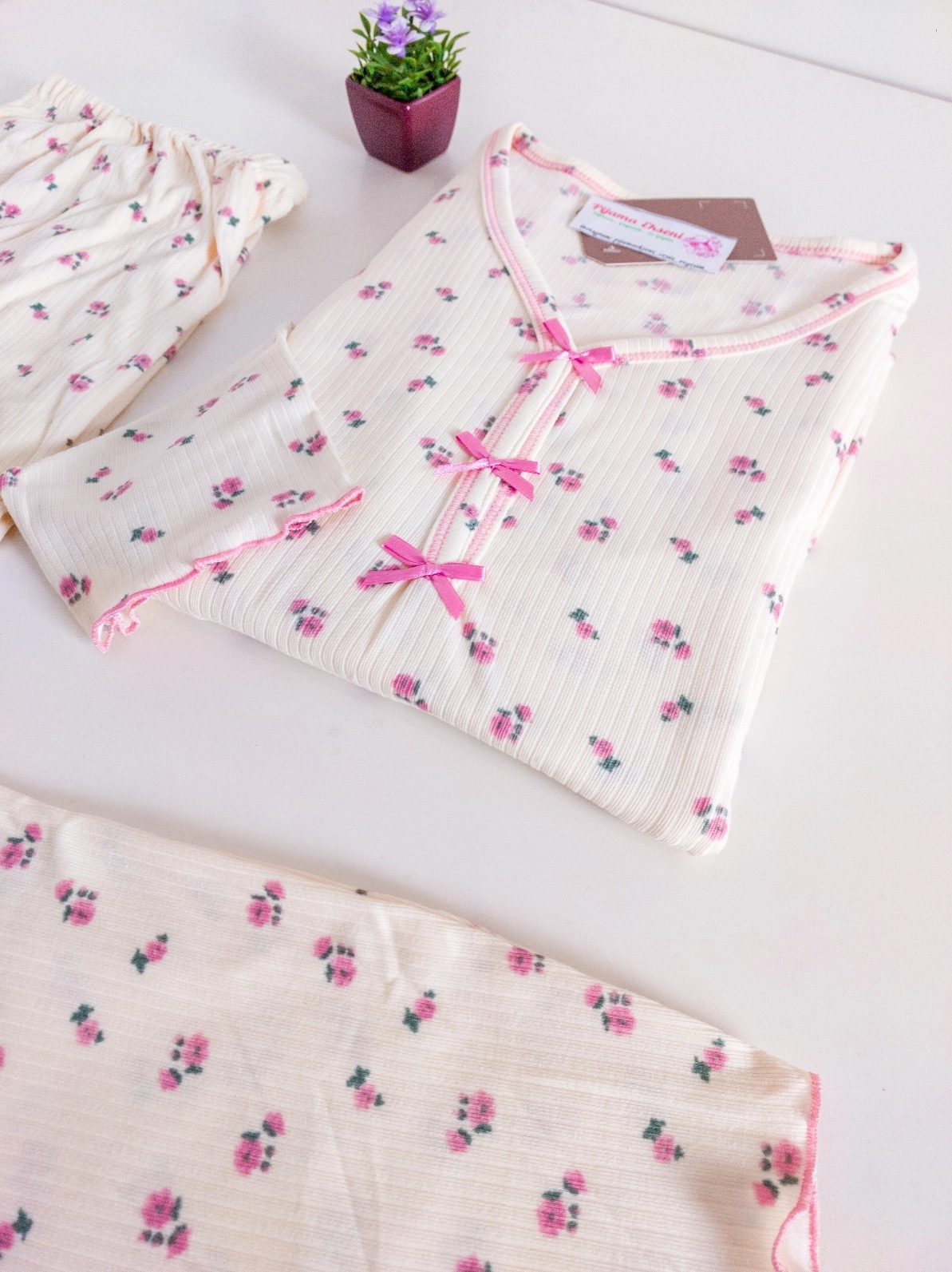 1. KALİTE FULL LİKRALI KAŞKORSE Büyük BEDEN Uzun Kollu Çiçek Desen Kadın Pijama  03060