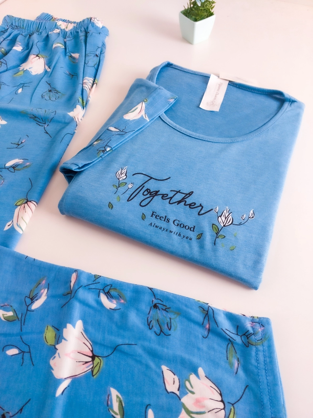 Büyük Beden KISA Kollu Çiçek Desen Kadın Pijama  7340