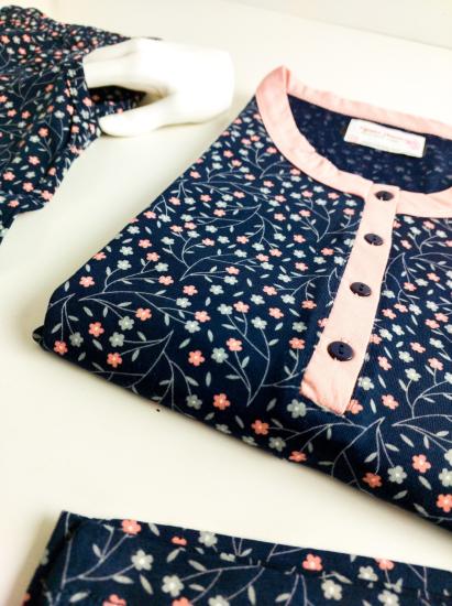 Likralı Çiçek Desen Bayan Pijama Takımı