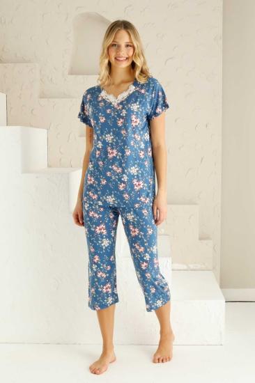 Çiçek Desen Kapri Bayan Pijama Takımı