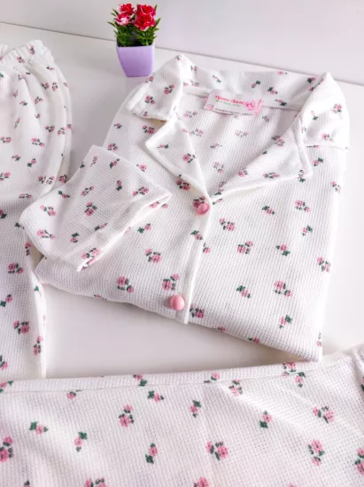 Gül Desen Bayan Pijama Takımı 