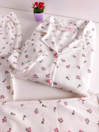 Gül Desen Bayan Pijama Takımı 