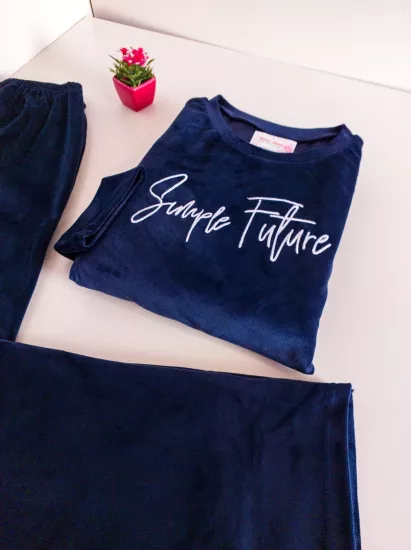 İPEKSİ KADİFE FULL LİKRALI Kışlık Bayan Pijama Takımı - Vişne